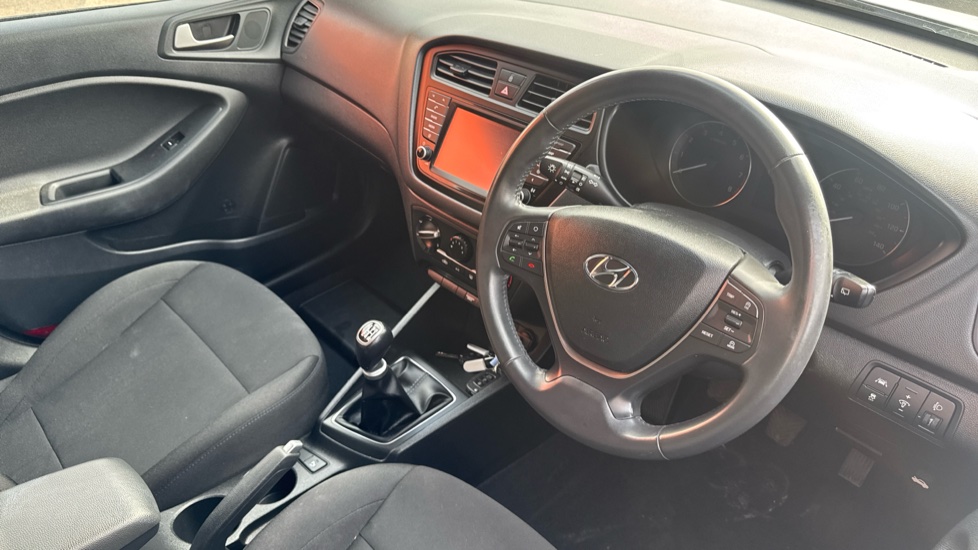 Hyundai i20 1.2 Go SE 5dr Petrol Hatchback - Image 14