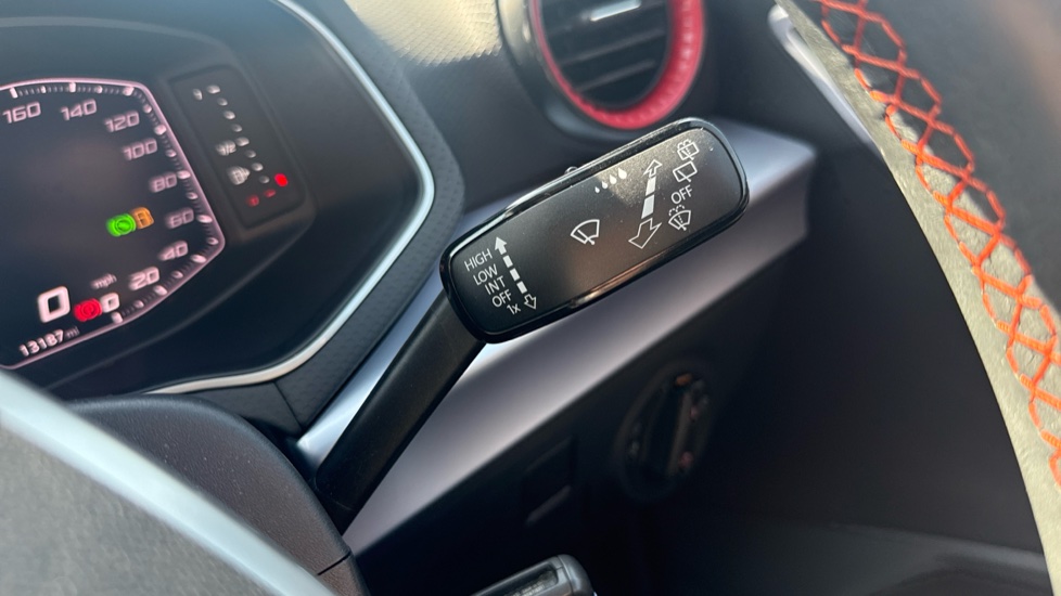 SEAT Arona 1.0 TSI 110 FR Sport 5dr DSG Petrol Hatchback - Image 27