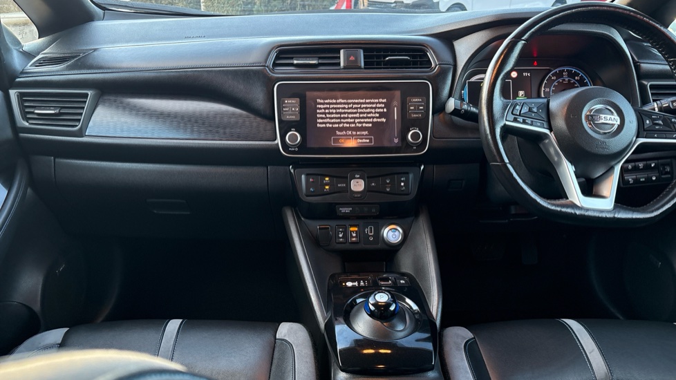 Nissan LEAF 160kW e+ 3.Zero 62kWh 5dr Auto Electric Hatchback - Image 10