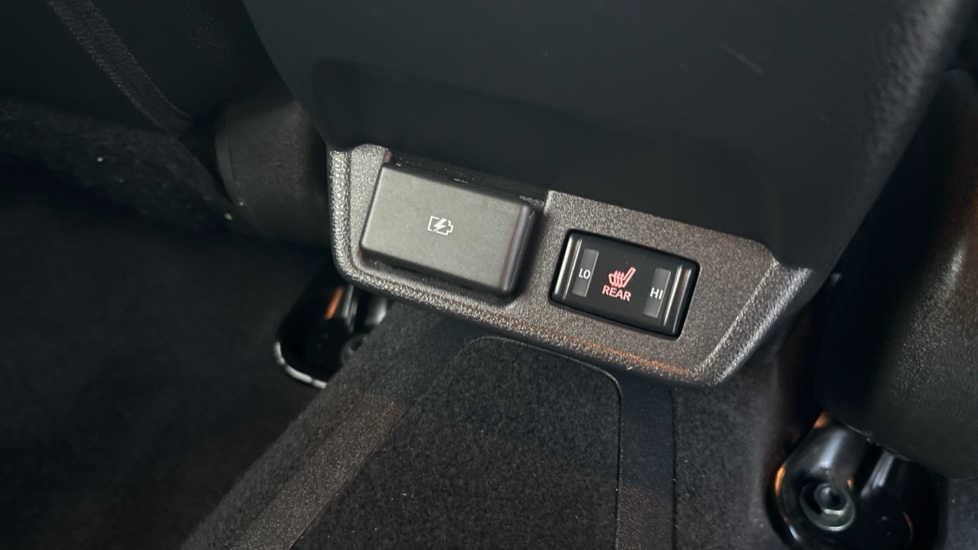 Nissan LEAF 160kW e+ 3.Zero 62kWh 5dr Auto Electric Hatchback - Image 36