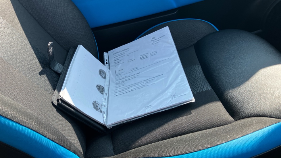 Fiat 500 1.2 S 3dr Petrol Hatchback - Image 19