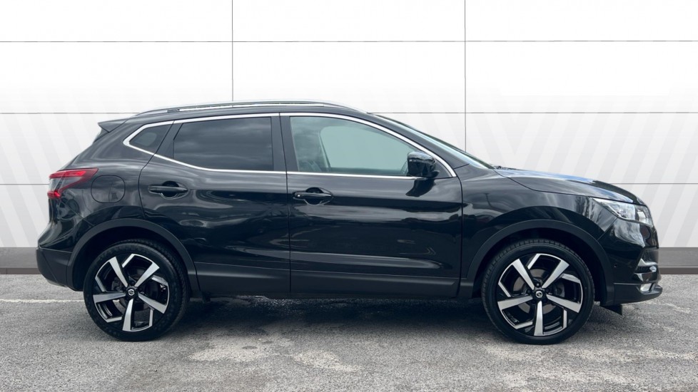 Nissan Qashqai 1.5 dCi 115 Tekna 5dr Diesel Hatchback - Image 5