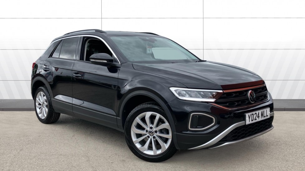 Volkswagen T-Roc 1.5 TSI Match 5dr Petrol Hatchback - Image 1