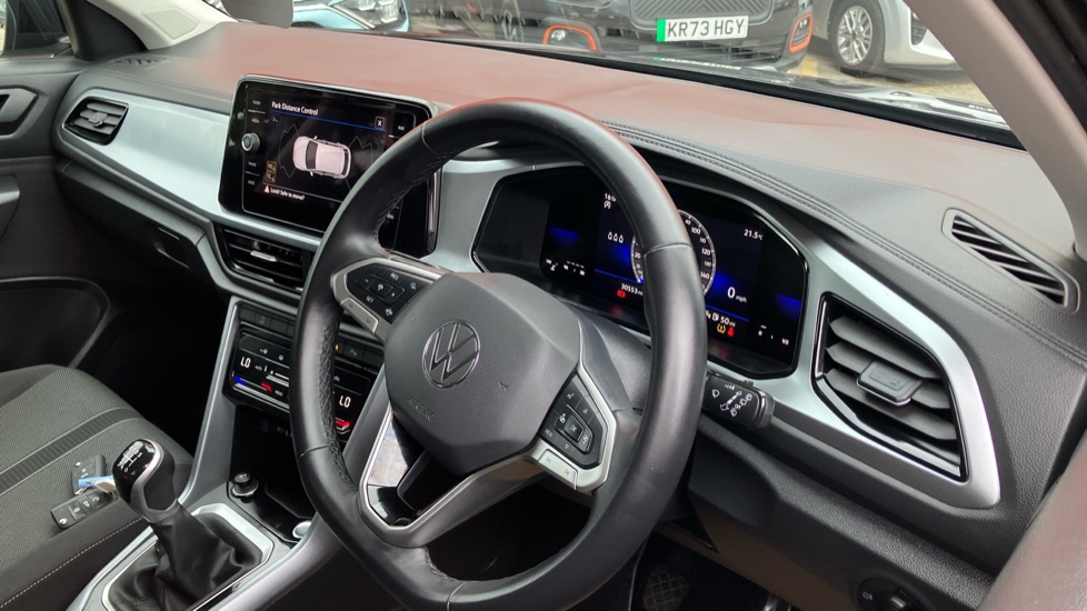 Volkswagen T-Roc 1.5 TSI Match 5dr Petrol Hatchback - Image 11