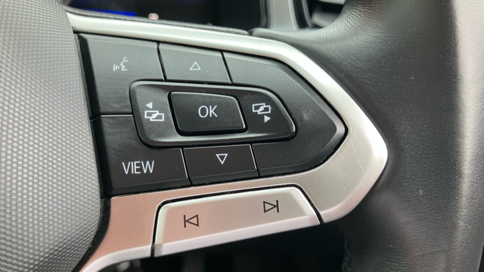 Volkswagen T-Roc 1.5 TSI Match 5dr Petrol Hatchback - Image 22