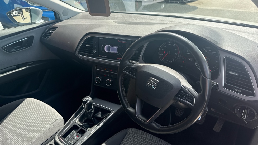 SEAT Leon 1.0 TSI SE Dynamic [EZ] 5dr Petrol Hatchback - Image 11