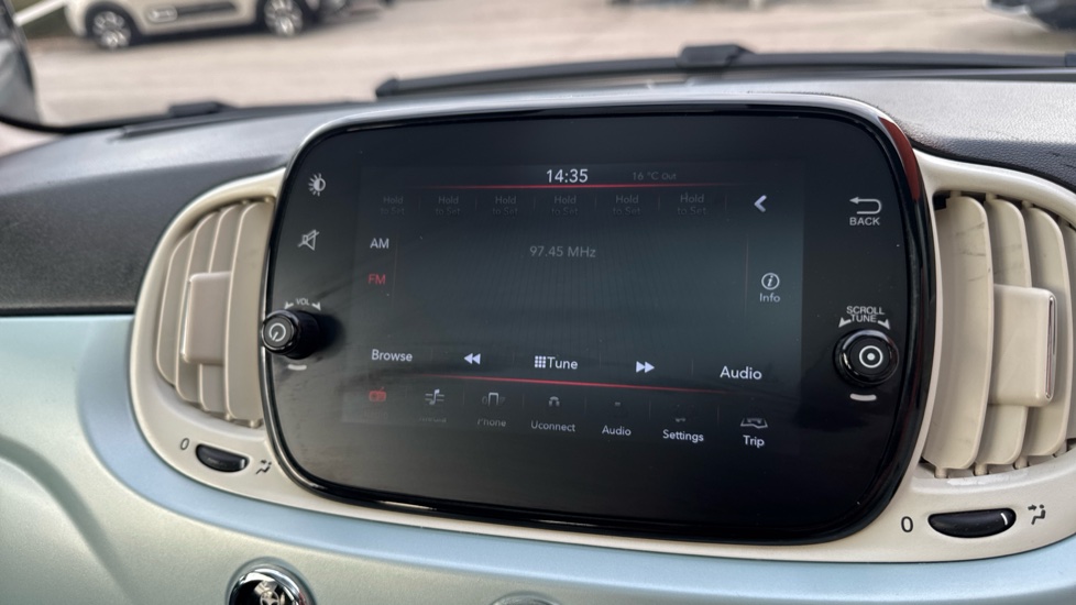 Fiat 500 1.0 Mild Hybrid 3dr Petrol Hatchback - Image 27