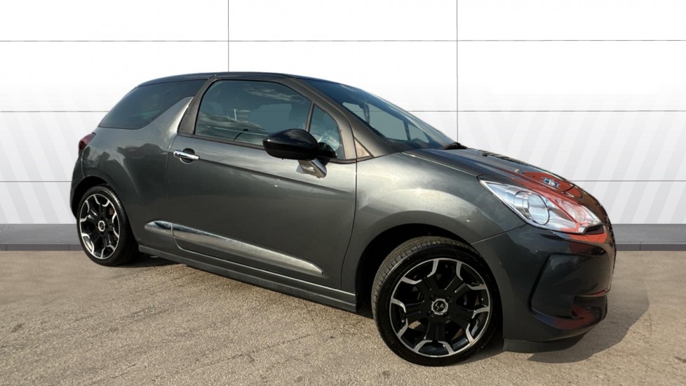 DS 3 1.2 PureTech Elegance 3dr Petrol Hatchback - Image 1