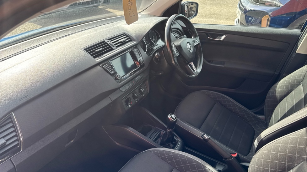 Skoda Fabia 1.0 TSI Colour Edition 5dr Petrol Hatchback - Image 8