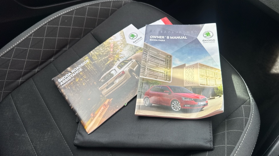 Skoda Fabia 1.0 TSI Colour Edition 5dr Petrol Hatchback - Image 18
