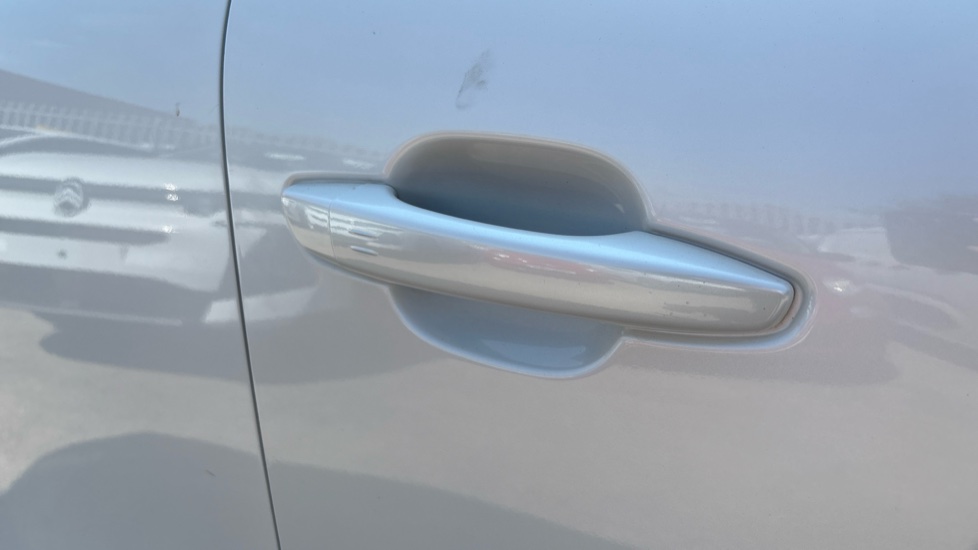 Citroen C4 1.2 PureTech [130] Shine Plus 5dr Auto Petrol Hatchback - Image 32