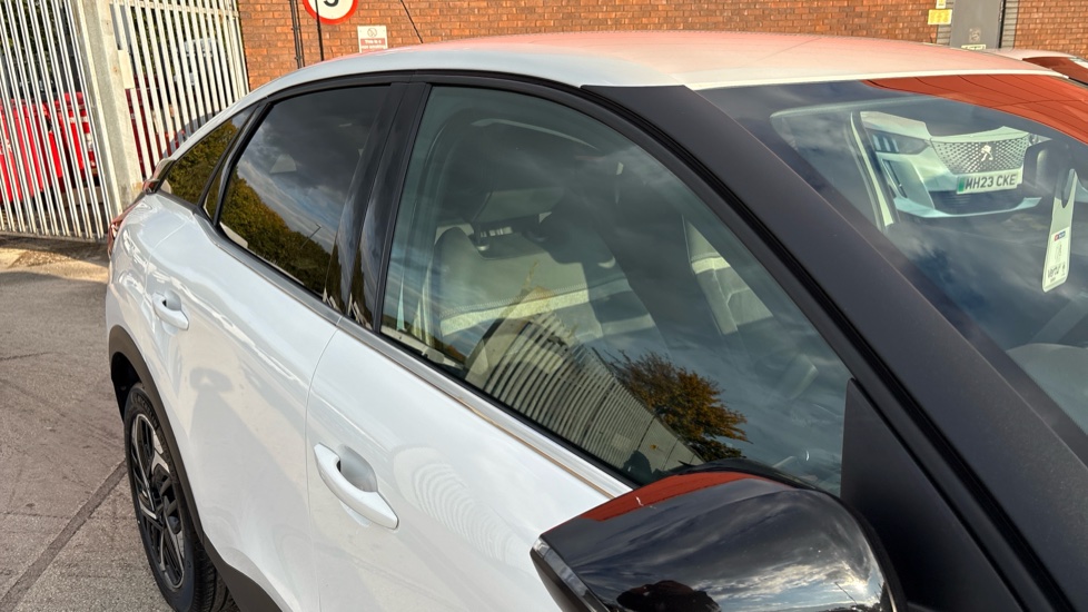 Citroen C4 1.2 PureTech [130] Shine Plus 5dr Auto Petrol Hatchback - Image 38