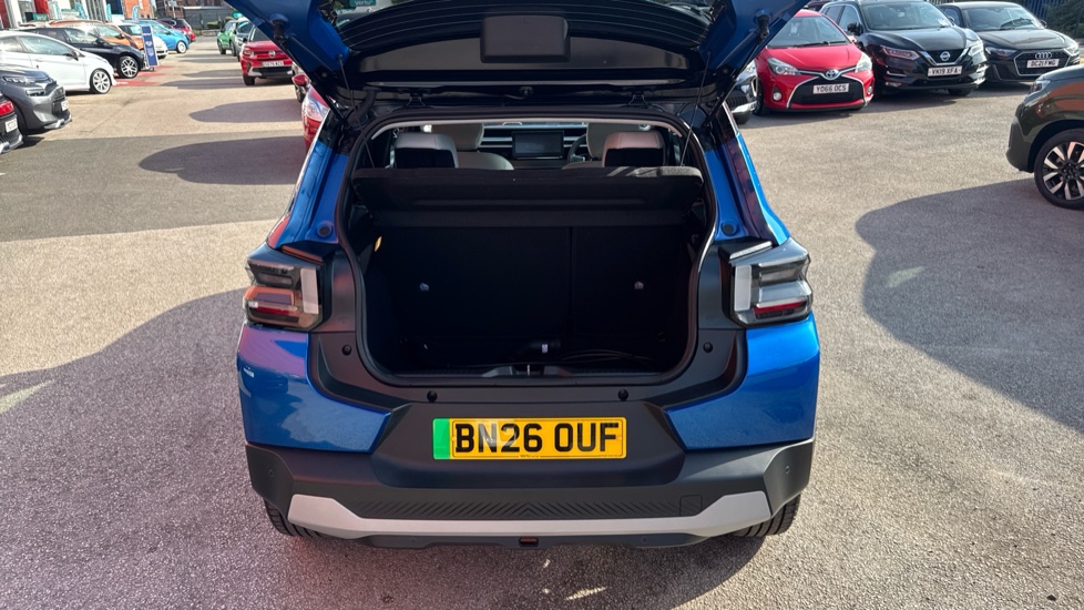 Citroen C3 83kW Max 44kWh 5dr Auto Electric Hatchback - Image 4