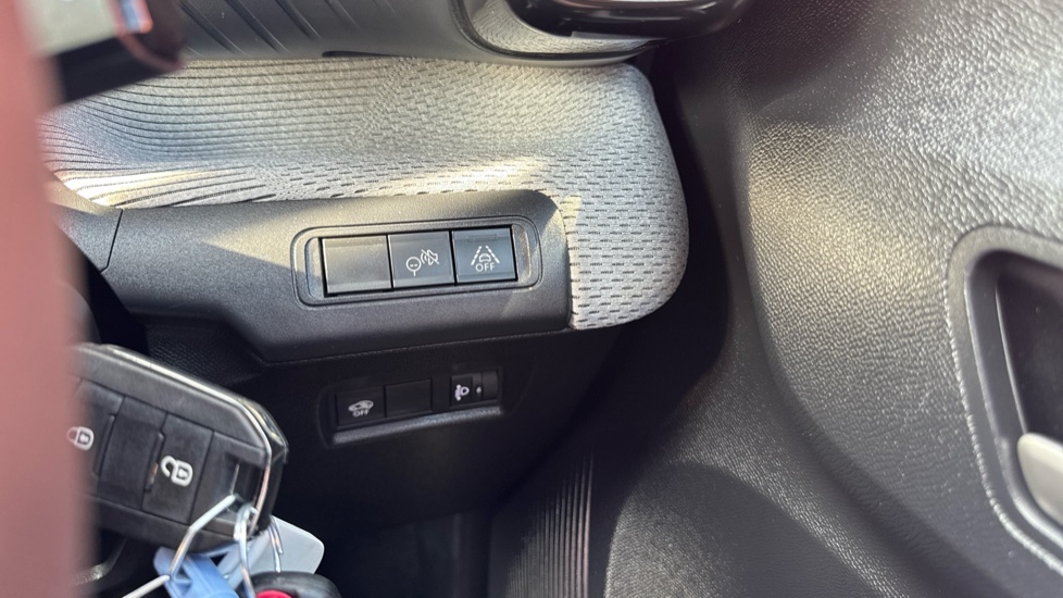 Citroen C3 83kW Max 44kWh 5dr Auto Electric Hatchback - Image 25