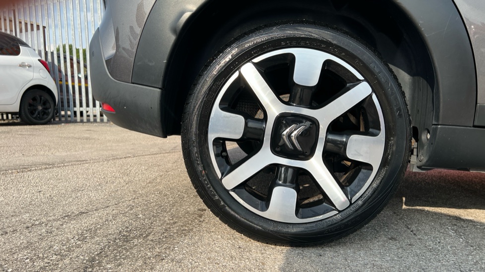 Citroen C4 Cactus 1.2 PureTech Flair 5dr [6 Speed] Petrol Hatchback - Image 7