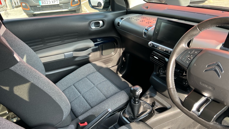 Citroen C4 Cactus 1.2 PureTech Flair 5dr [6 Speed] Petrol Hatchback - Image 14