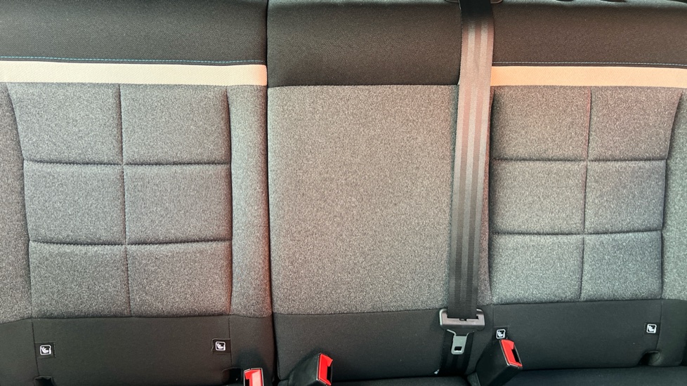 Citroen C4 Cactus 1.2 PureTech Flair 5dr [6 Speed] Petrol Hatchback - Image 15
