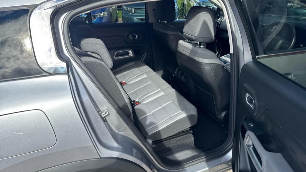 Citroen C5 Aircross 1.5 BlueHDi 130 Flair 5dr Diesel Hatchback - Image 16