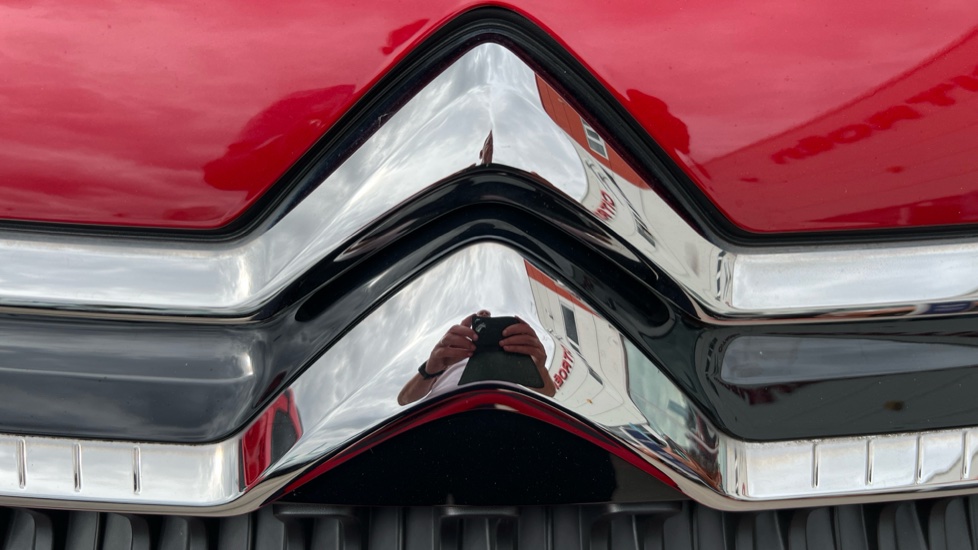 Citroen C3 Aircross 1.2 PureTech 130 Shine Plus 5dr EAT6 Petrol Hatchback - Image 8