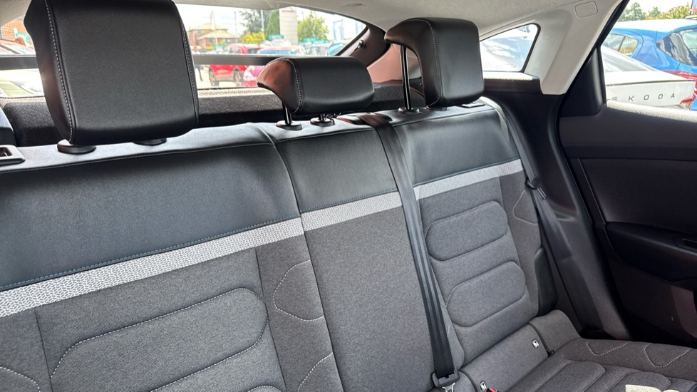Citroen C4 1.2 PureTech [130] C-Series Edition 5dr Auto Petrol Hatchback - Image 15