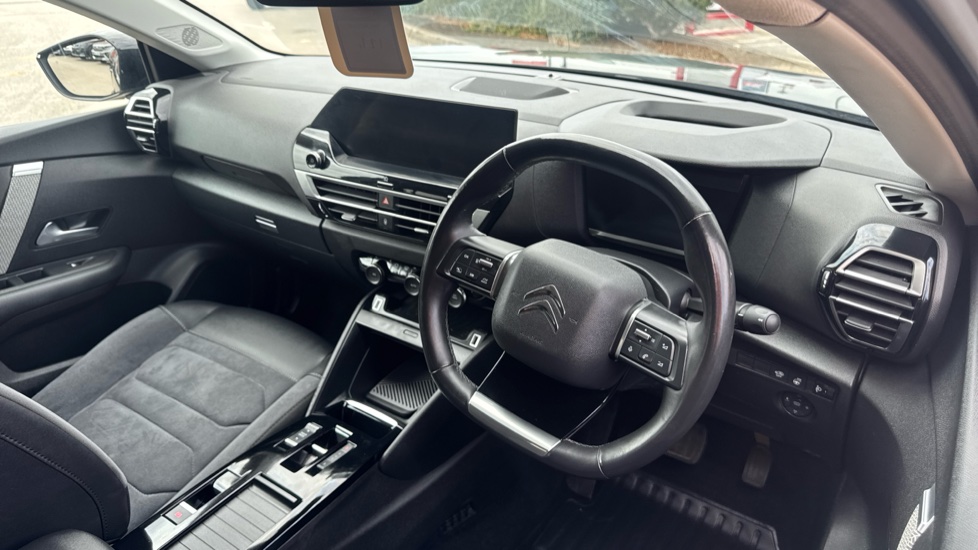 Citroen C4 100kW E-series 50kWh 5dr Auto Electric Hatchback - Image 11