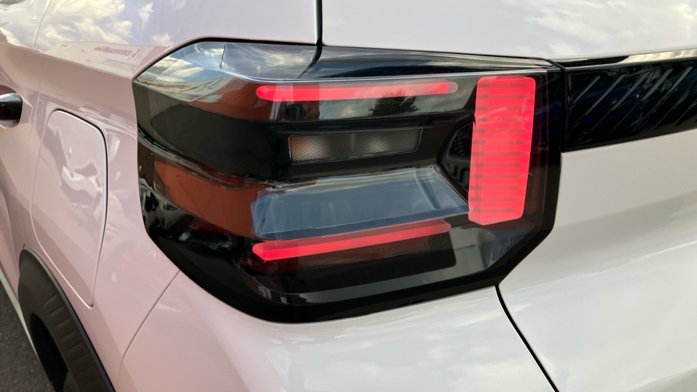 Citroen C3 83kW Max 44kWh 5dr Auto Electric Hatchback - Image 21
