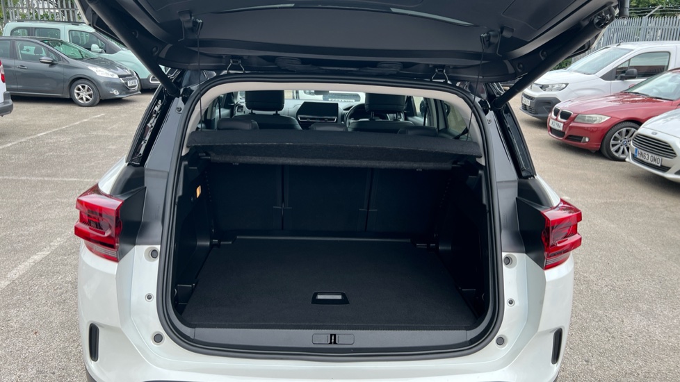 Citroen C5 Aircross 1.2 PureTech C-Series Edition 5dr EAT8 Petrol Hatchback - Image 4