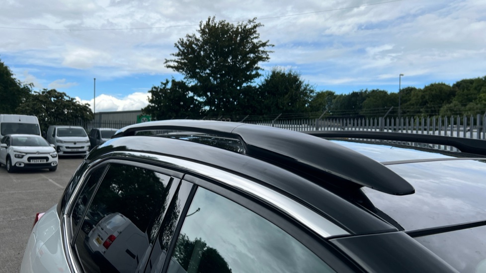 Citroen C5 Aircross 1.2 PureTech C-Series Edition 5dr EAT8 Petrol Hatchback - Image 27