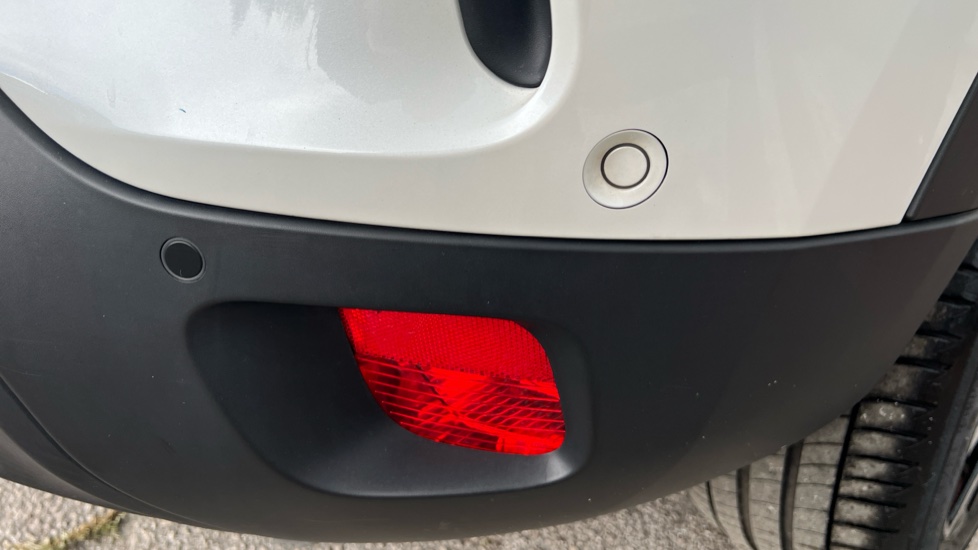 Citroen C5 Aircross 1.2 PureTech C-Series Edition 5dr EAT8 Petrol Hatchback - Image 31