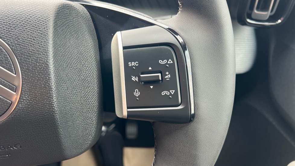 Citroen C3 Aircross 1.2 Hybrid [136] Max 5dr e-DCS6 Petrol Hatchback - Image 22