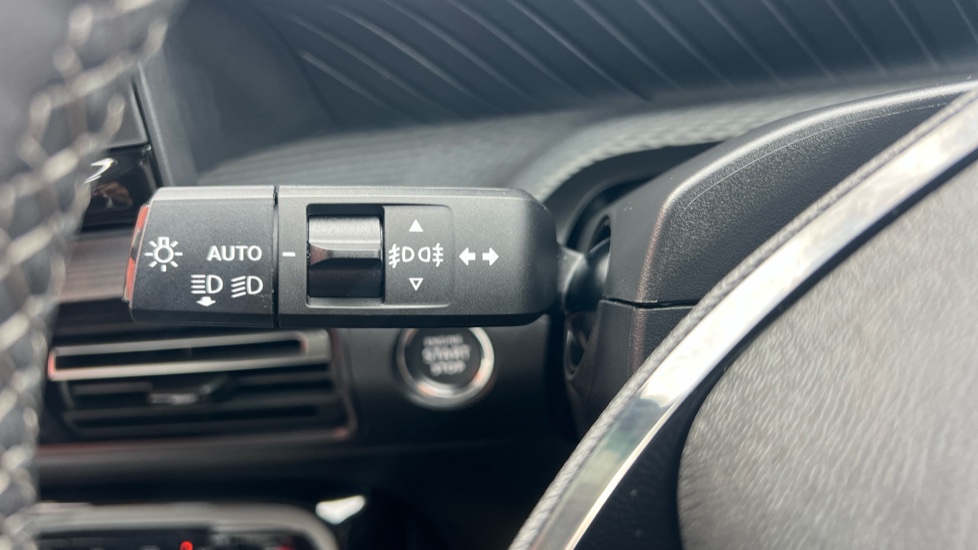 Citroen C3 Aircross 1.2 Hybrid [136] Max 5dr e-DCS6 Petrol Hatchback - Image 23
