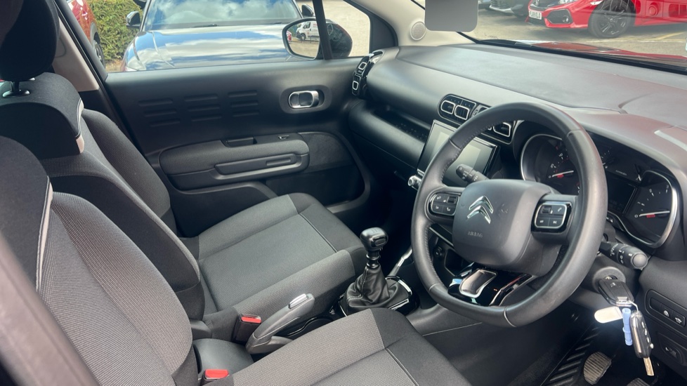 Citroen C3 Aircross 1.2 PureTech 110 You 5dr Petrol Hatchback - Image 11