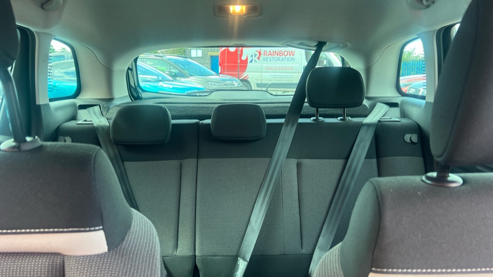 Citroen C3 Aircross 1.2 PureTech 110 You 5dr Petrol Hatchback - Image 15