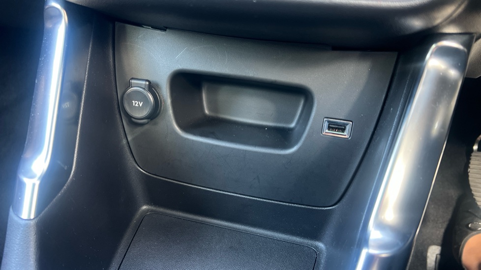 Citroen C3 Aircross 1.2 PureTech 110 You 5dr Petrol Hatchback - Image 36