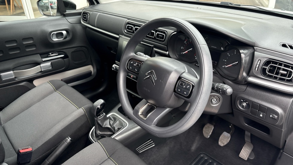 Citroen C3 1.2 PureTech C-Series Edition 5dr Petrol Hatchback - Image 11