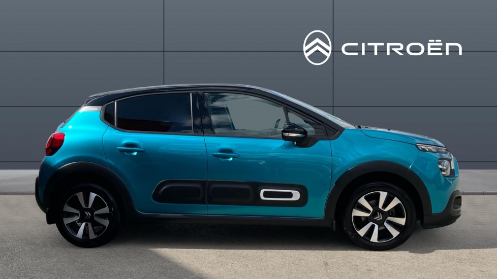 Citroen C3 1.2 PureTech 110 Plus 5dr EAT6 Petrol Hatchback - Image 5