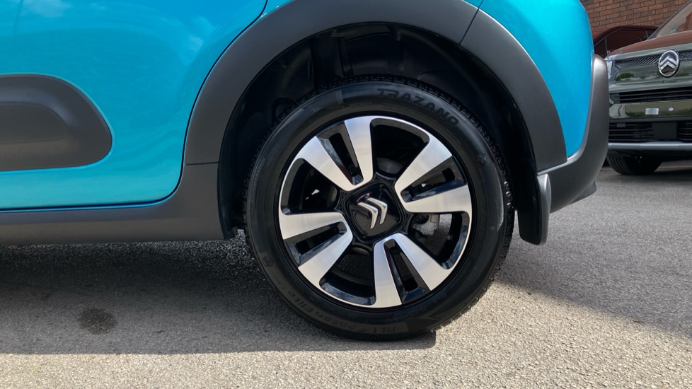 Citroen C3 1.2 PureTech 110 Plus 5dr EAT6 Petrol Hatchback - Image 7