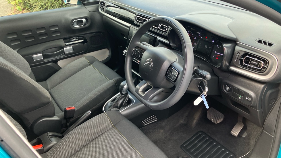 Citroen C3 1.2 PureTech 110 Plus 5dr EAT6 Petrol Hatchback - Image 11