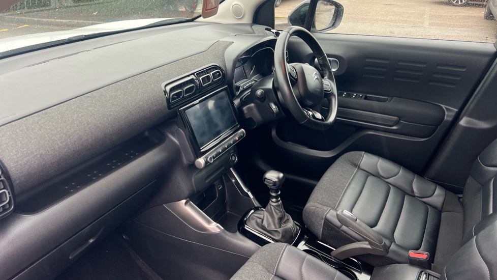 Citroen C3 Aircross 1.2 PureTech 110 Shine Plus 5dr Petrol Hatchback - Image 9