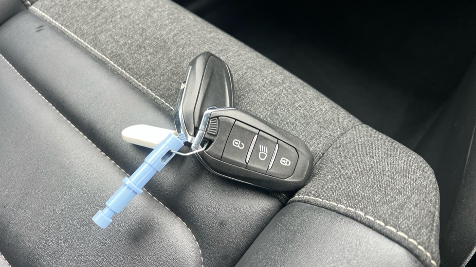 Citroen C3 Aircross 1.2 PureTech 110 Shine Plus 5dr Petrol Hatchback - Image 20