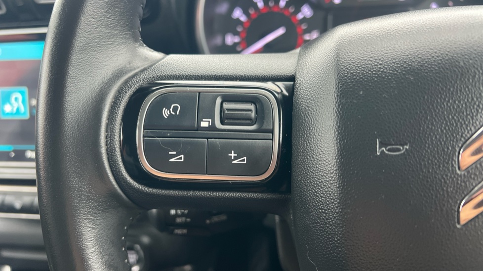 Citroen C3 Aircross 1.2 PureTech 110 Shine Plus 5dr Petrol Hatchback - Image 21