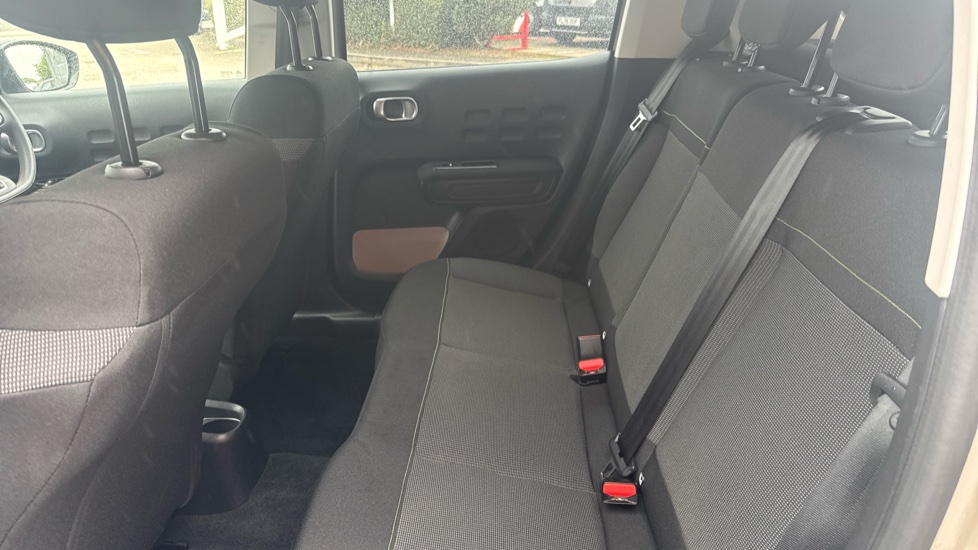 Citroen C3 1.2 PureTech Plus 5dr Petrol Hatchback - Image 16