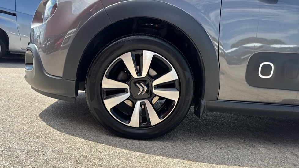 Citroen C3 1.2 PureTech 83 Flair Plus 5dr Petrol Hatchback - Image 7