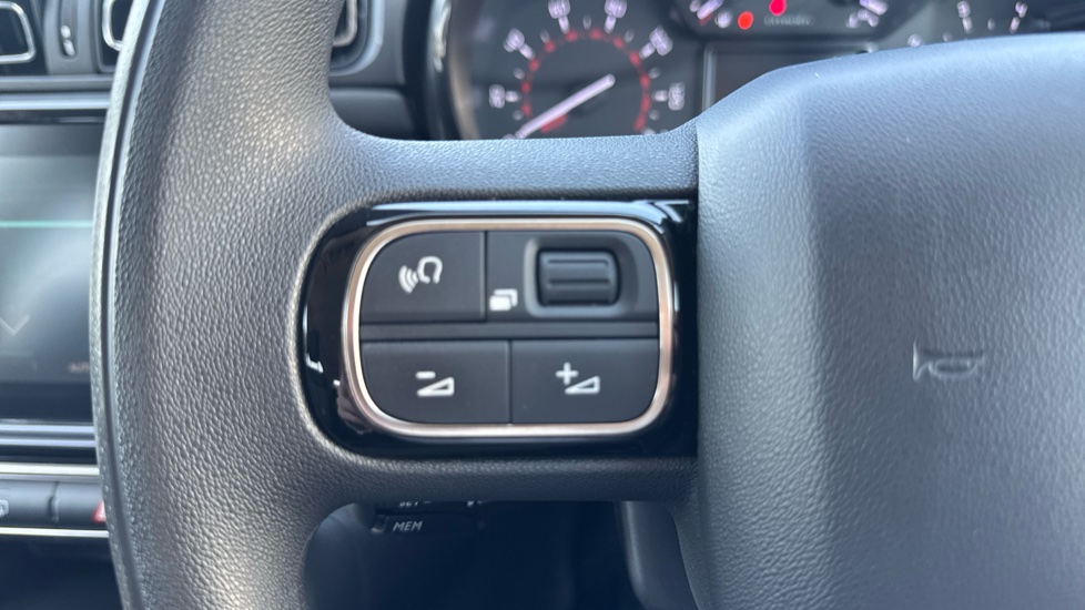 Citroen C3 1.2 PureTech C-Series Edition 5dr Petrol Hatchback - Image 21