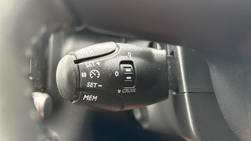 Citroen C3 Aircross 1.2 PureTech 130 Max 5dr EAT6 Petrol Hatchback - Image 27