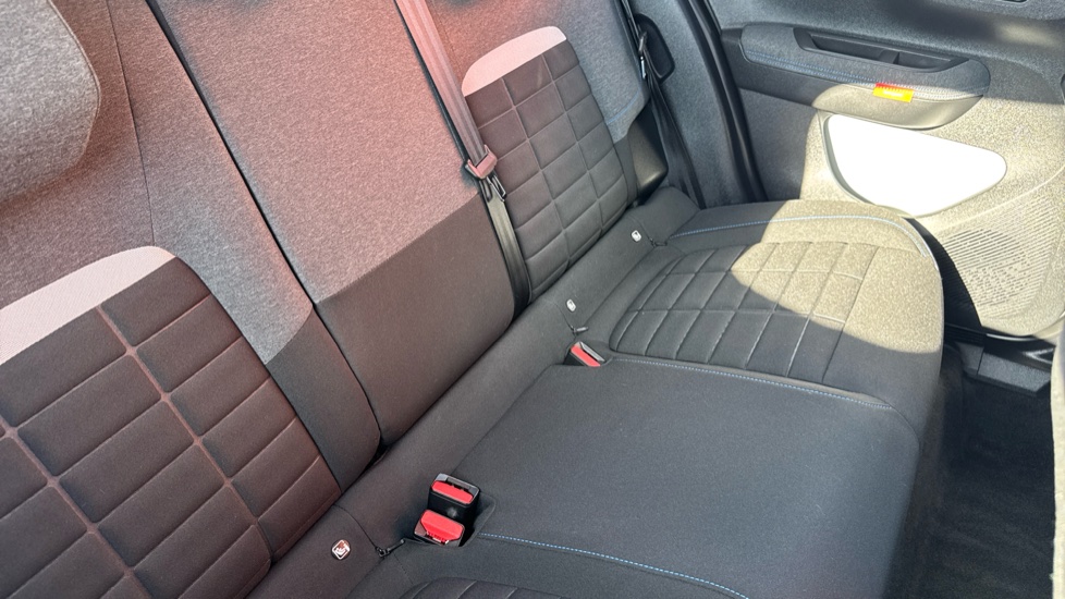 Citroen C3 1.2 Turbo Plus 5dr Petrol Hatchback - Image 17