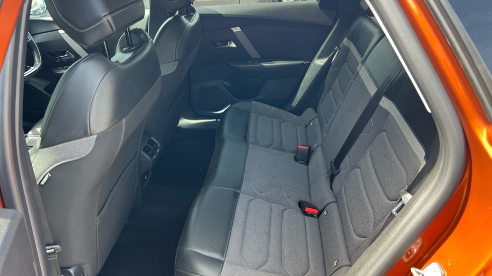 Citroen C4 1.2 PureTech [130] Shine 5dr Petrol Hatchback - Image 16