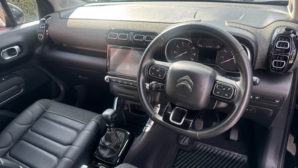 Citroen C3 Aircross 1.2 PureTech 110 Shine Plus 5dr Petrol Hatchback - Image 11