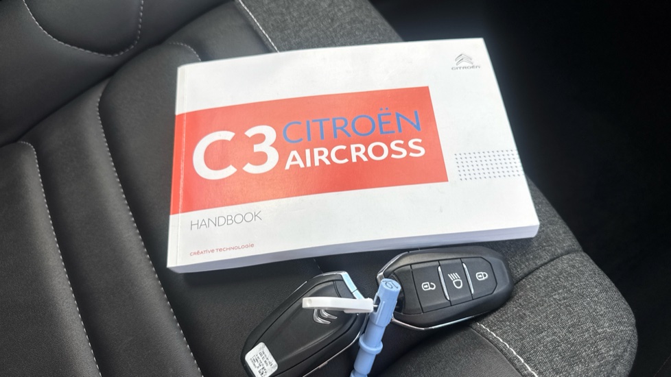 Citroen C3 Aircross 1.2 PureTech 110 Shine Plus 5dr Petrol Hatchback - Image 19