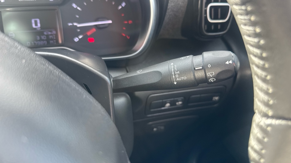 Citroen C3 Aircross 1.2 PureTech 110 Shine Plus 5dr Petrol Hatchback - Image 23